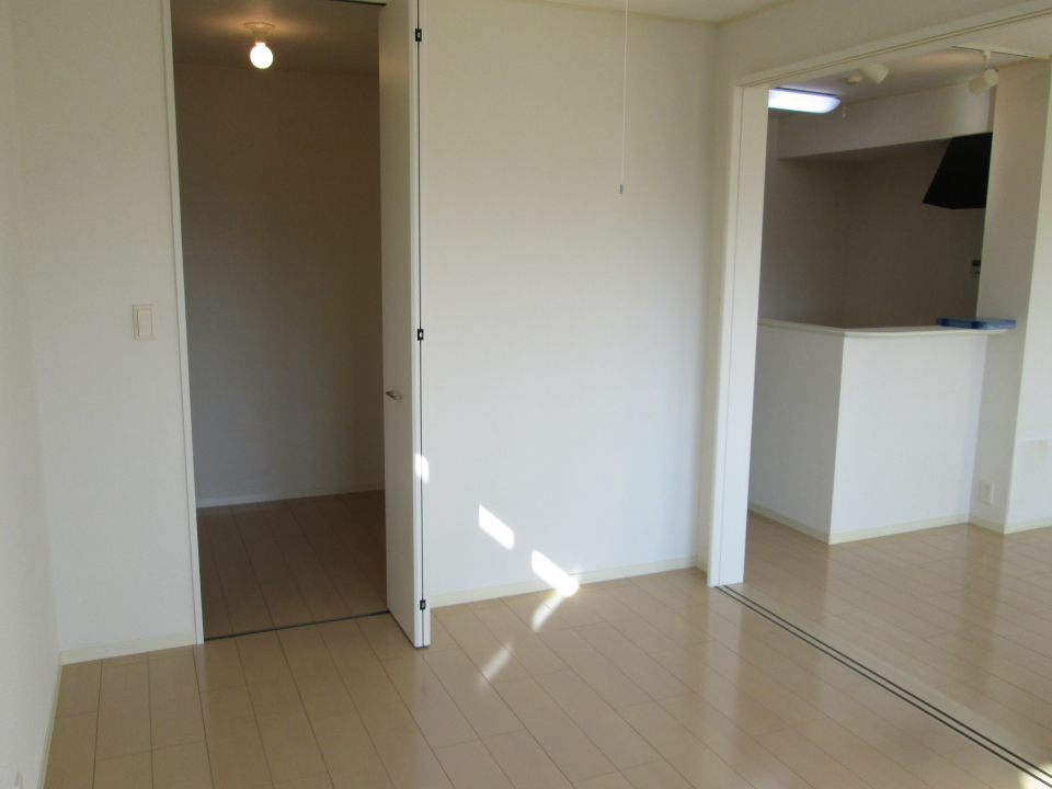 201号室参照。現況優先