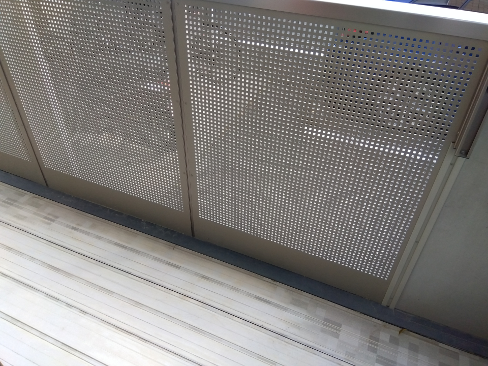 紅葉のバルコニー