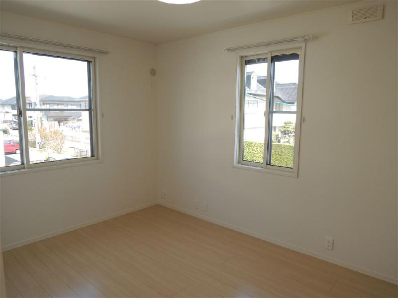 北側洋室※202号室の写真使用