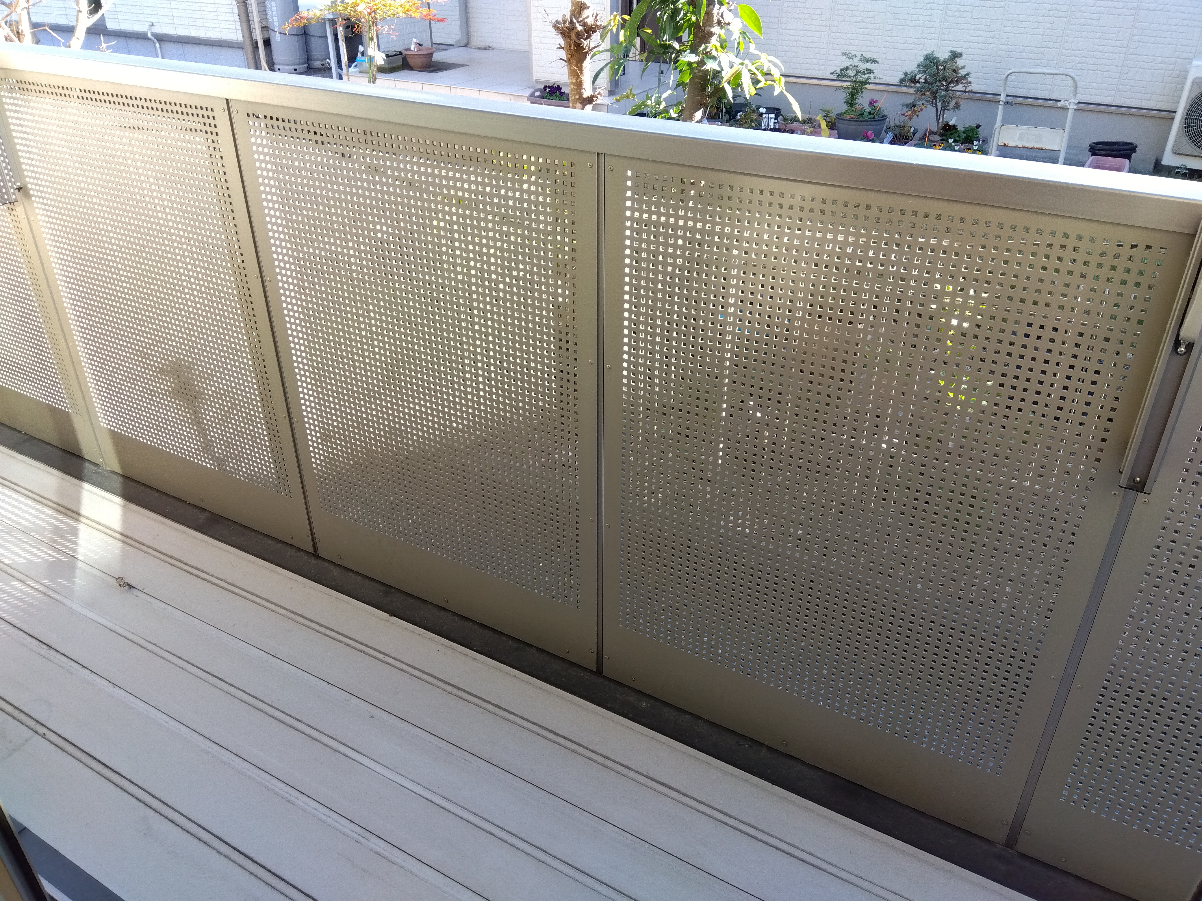 ファミール狐ヶ崎のバルコニー