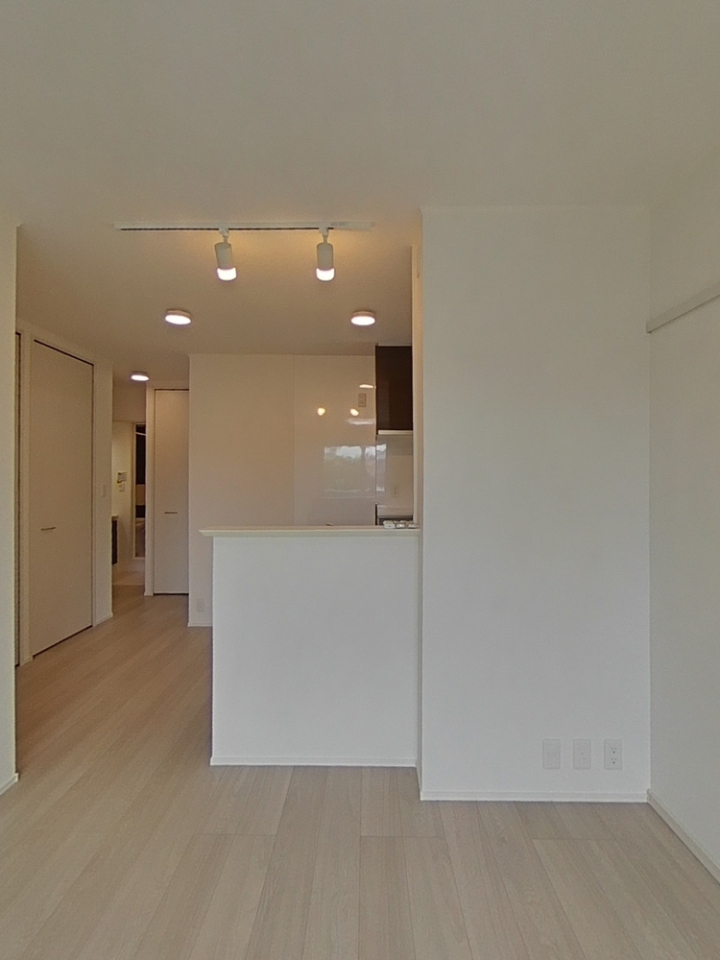 ルリアン縁のリビング