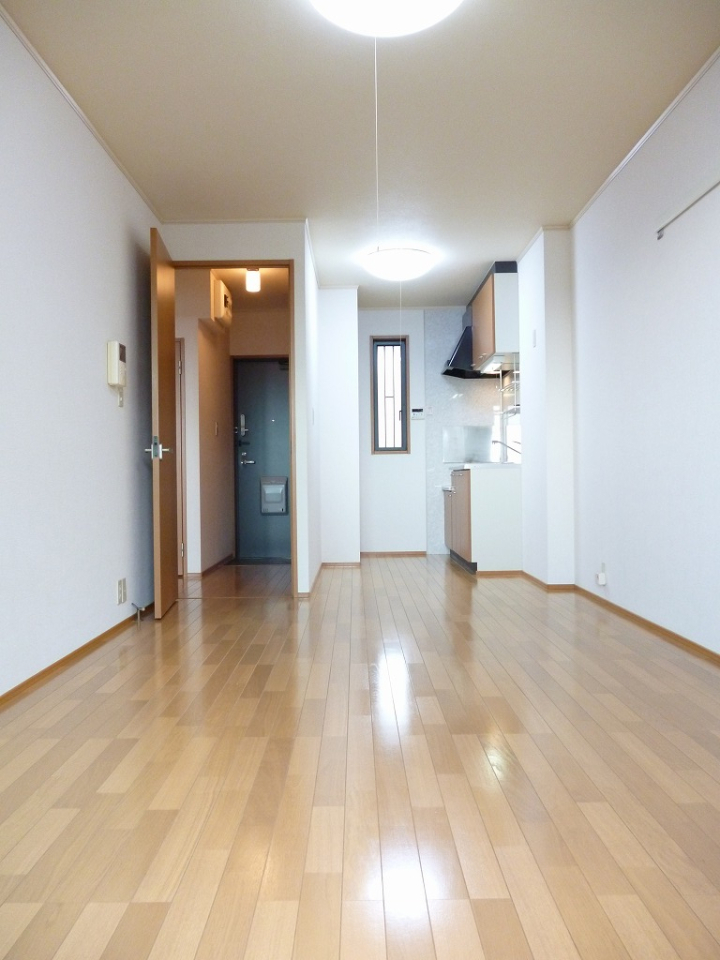 ロイヤル宝田のリビング