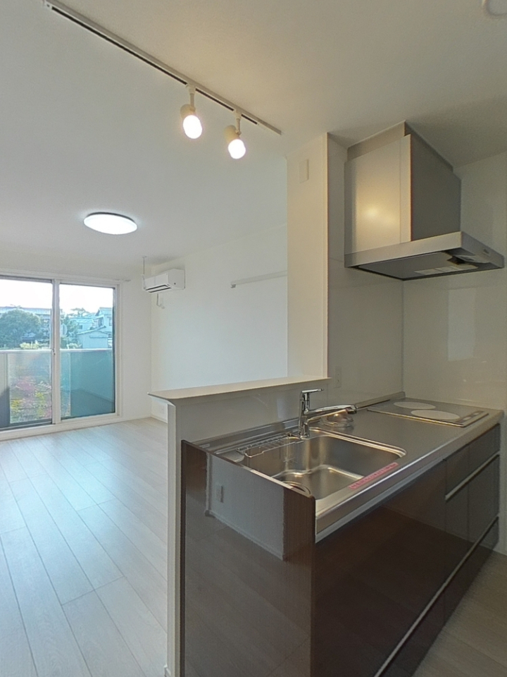 ルリアン縁のリビング