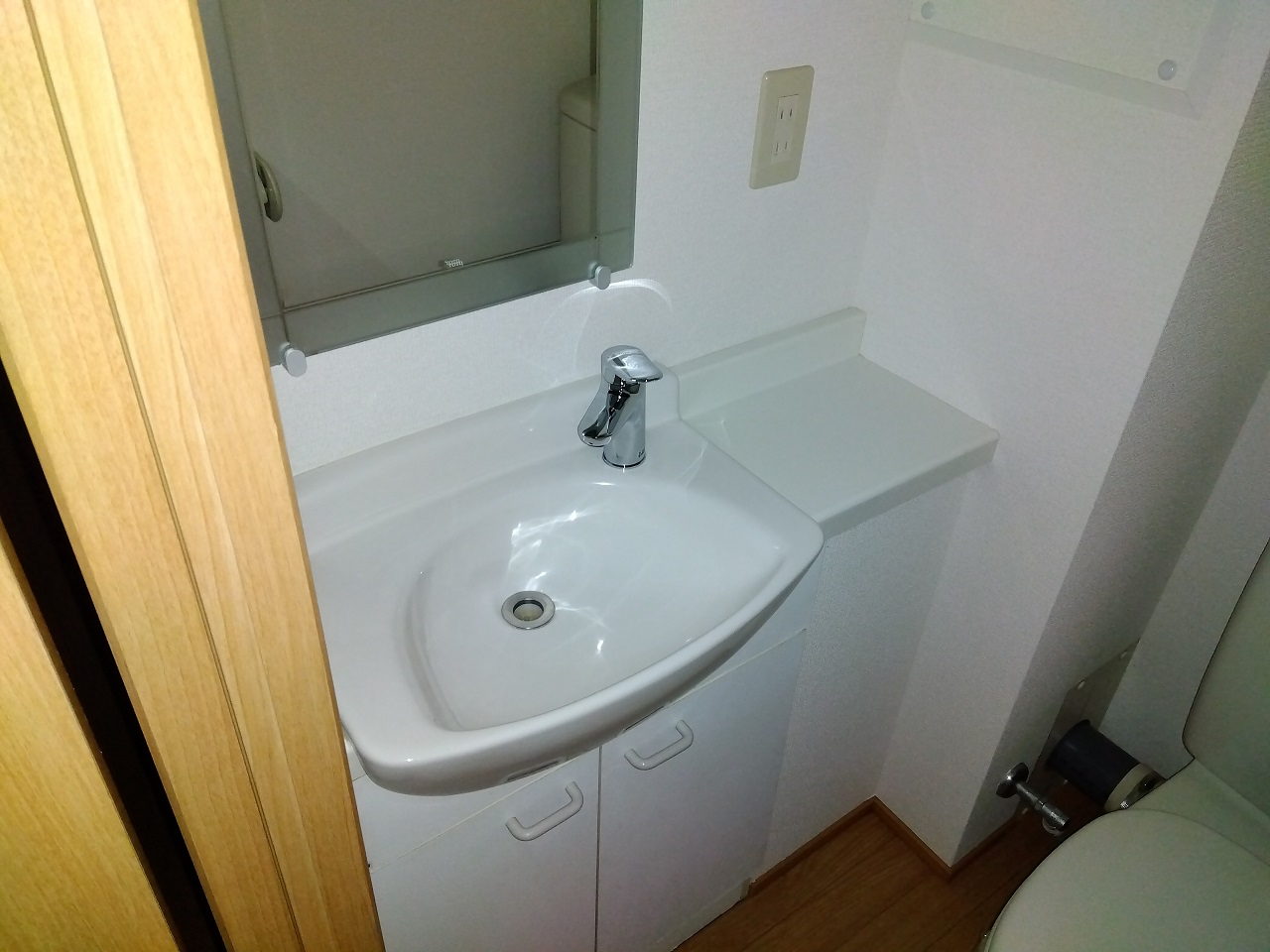 同物件内左右反転の部屋の写真です。現状有姿となります。