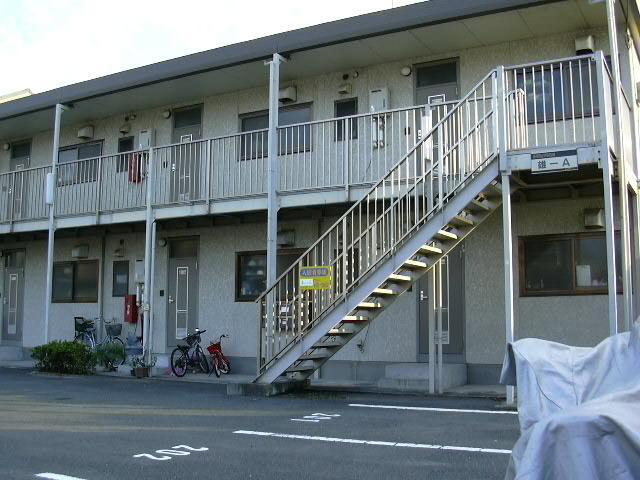 雄A 203号室の外観