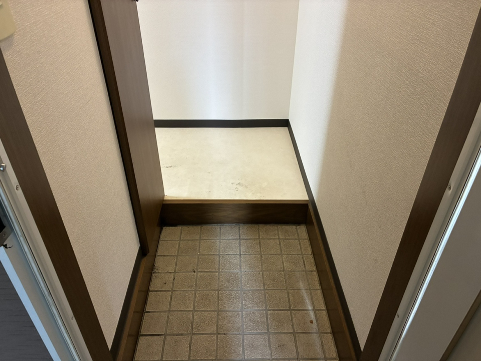 コンフォート中田の玄関