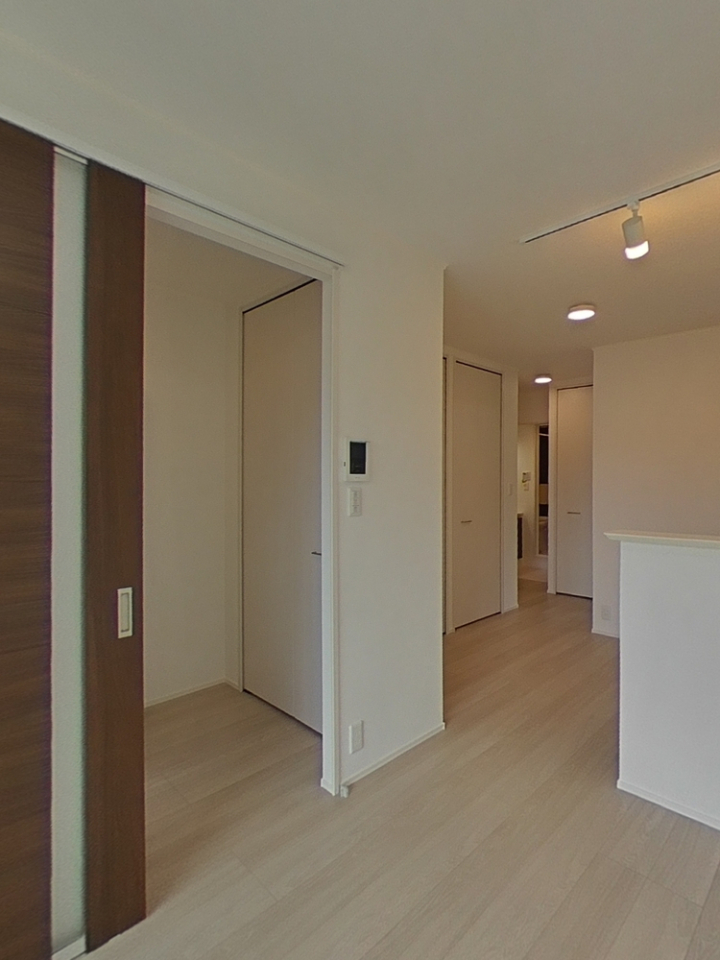 ルリアン縁のリビング