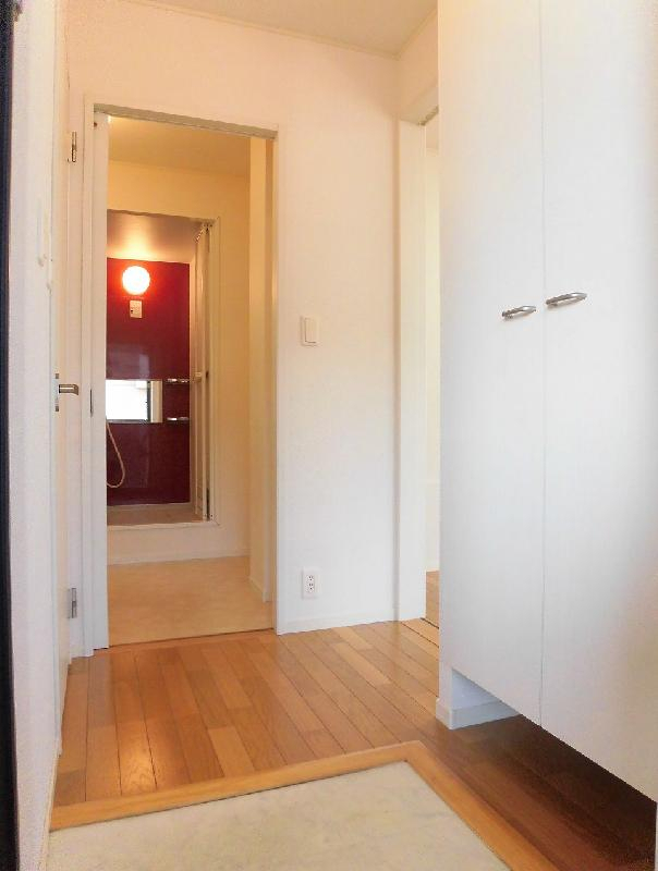 コンフォートEの玄関