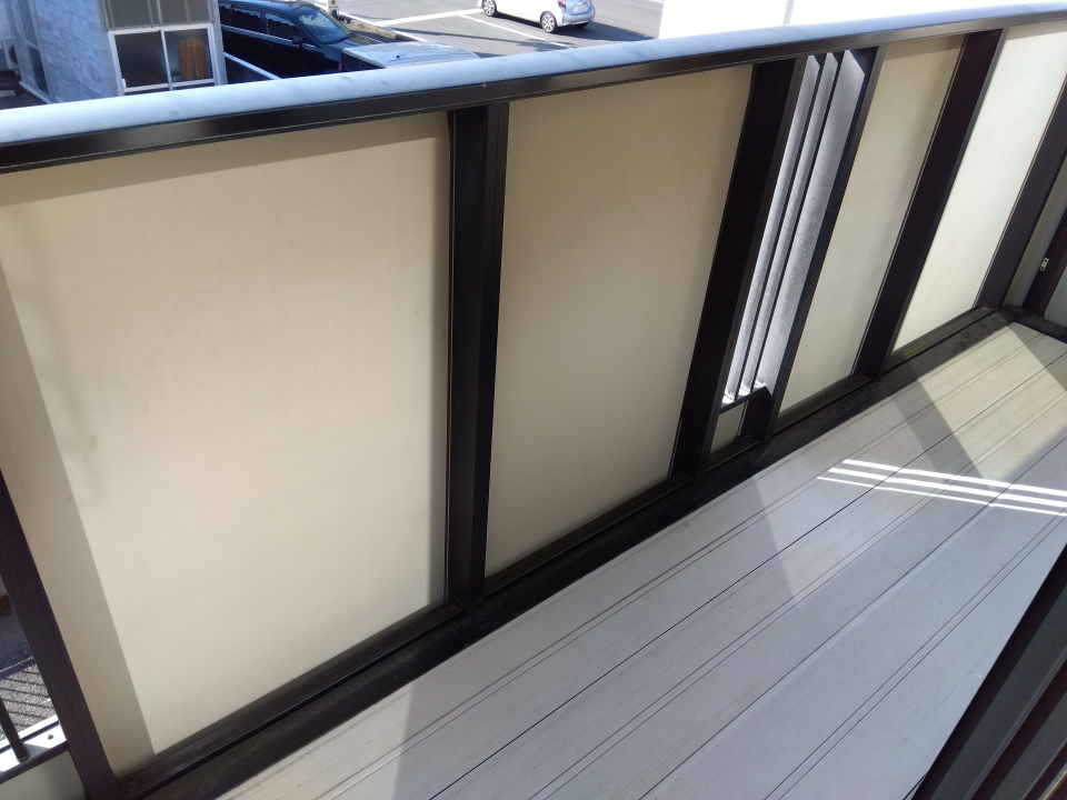 大岩B4のバルコニー