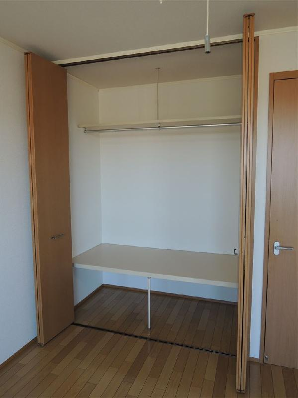 サンコートヴィラCの収納