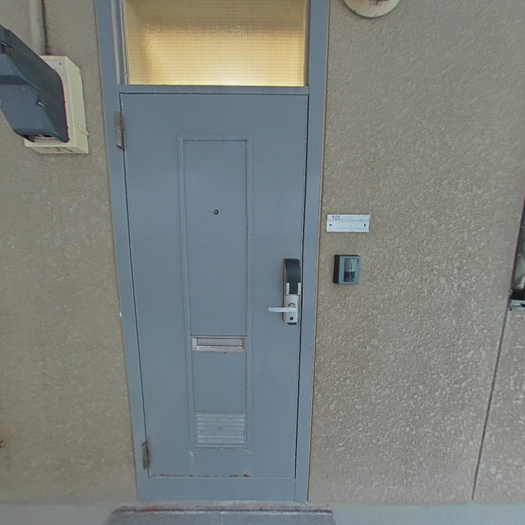 コーポ敷根の玄関