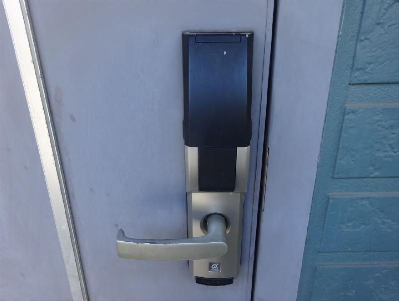 玄関鍵(デジタルロック)