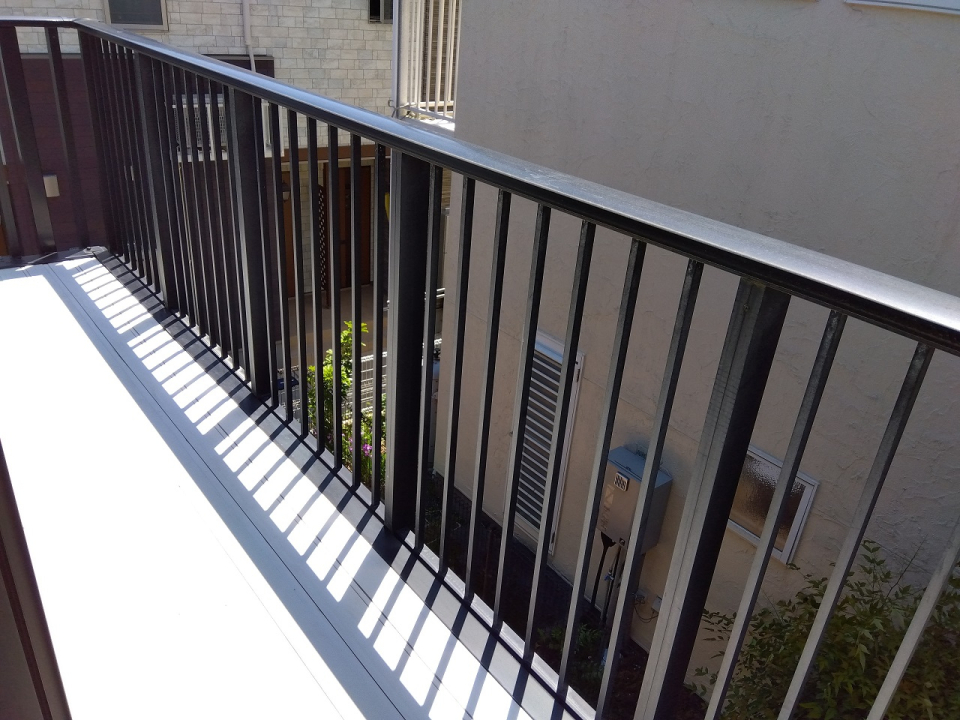 メゾンクリスタルのバルコニー