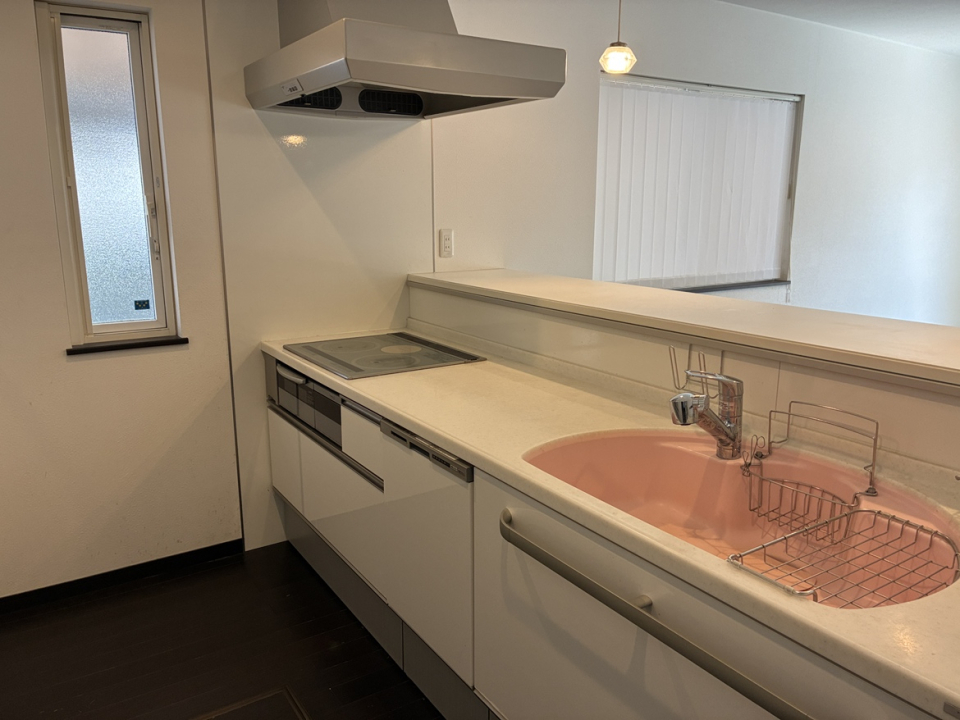 鹿谷町貸家の画像