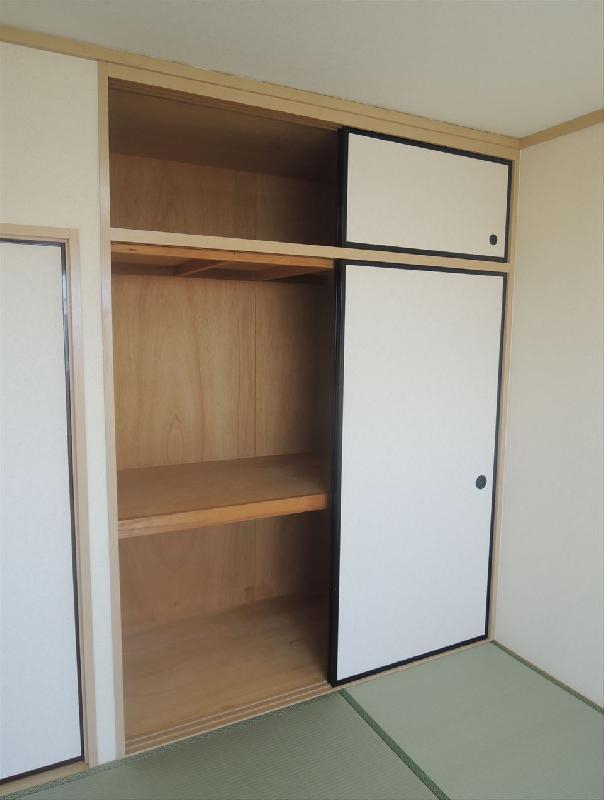 クレール大柳　収納