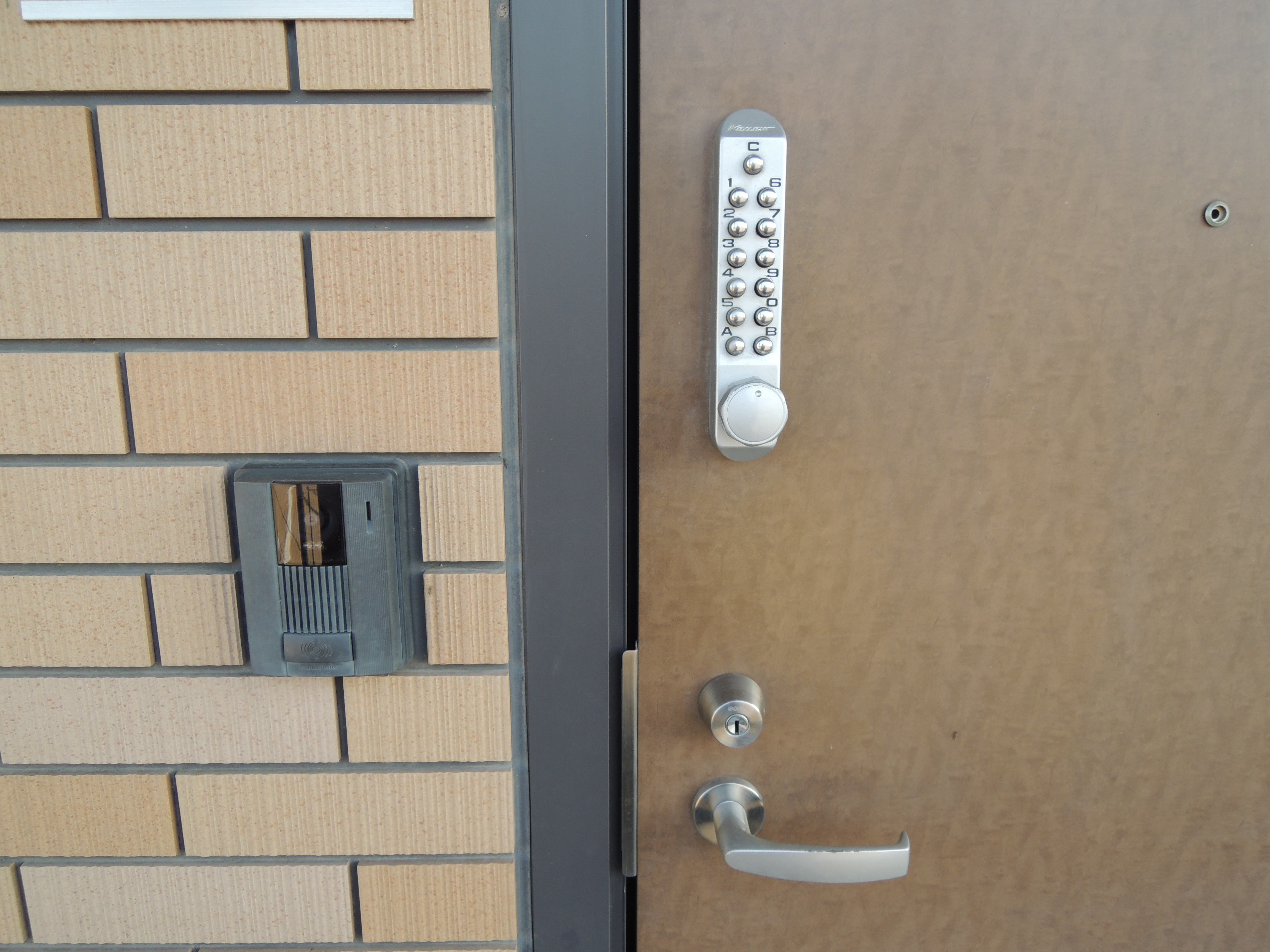 キャッスルウエストIIのセキュリティ（各戸）