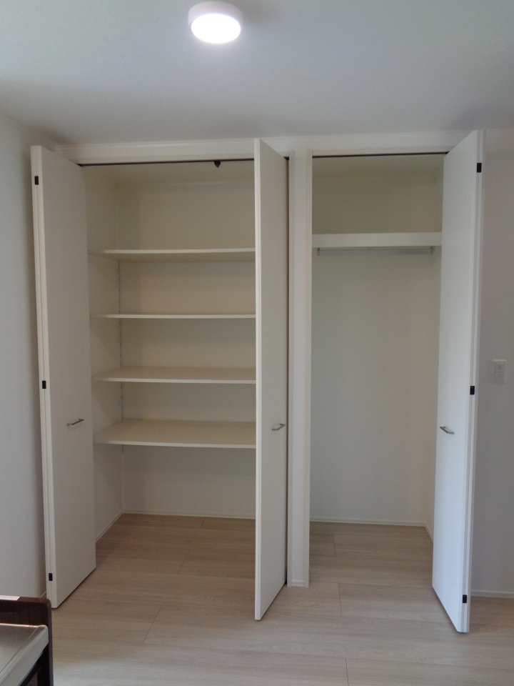 ルリアン縁の玄関