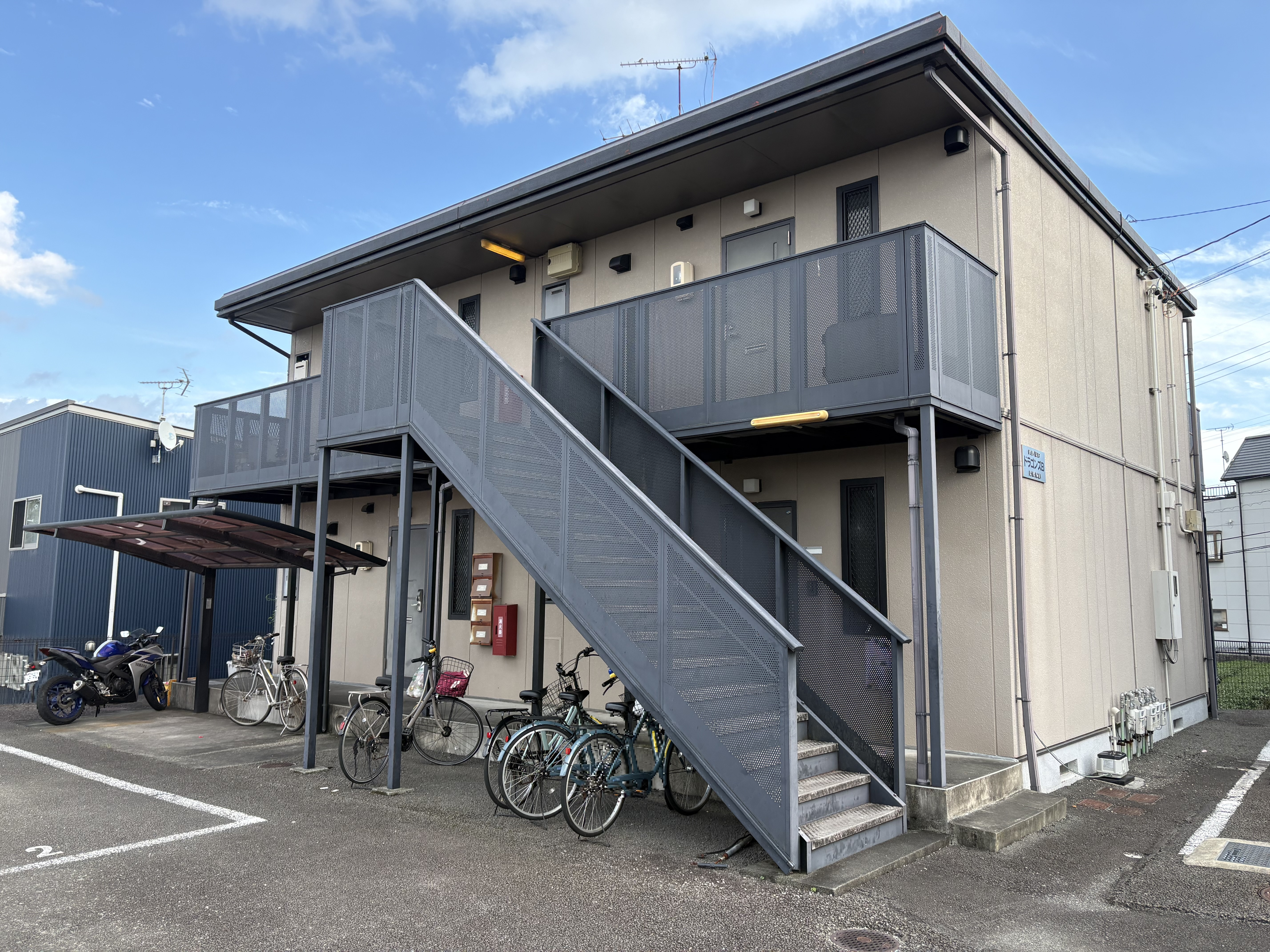 ドラゴンズBの外観