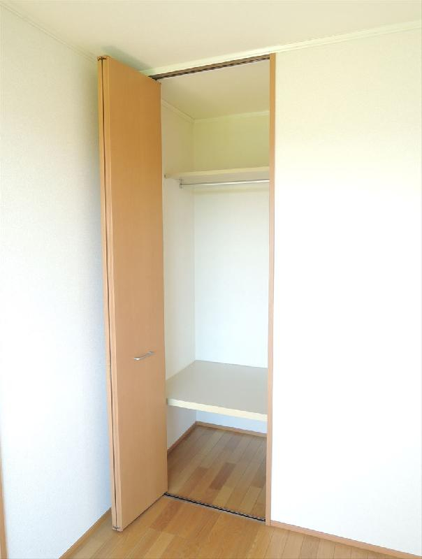 ピアチェーレ　収納(洋室北)