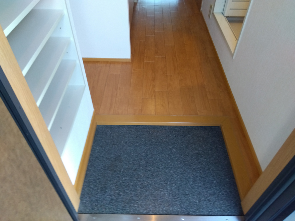 ハイム川原の玄関