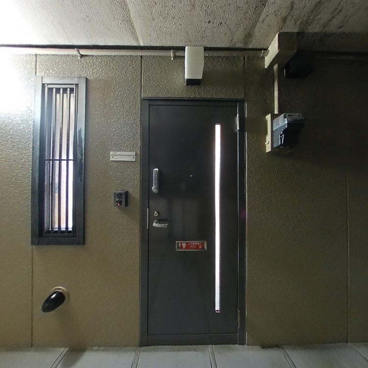 ベルハイムAの玄関