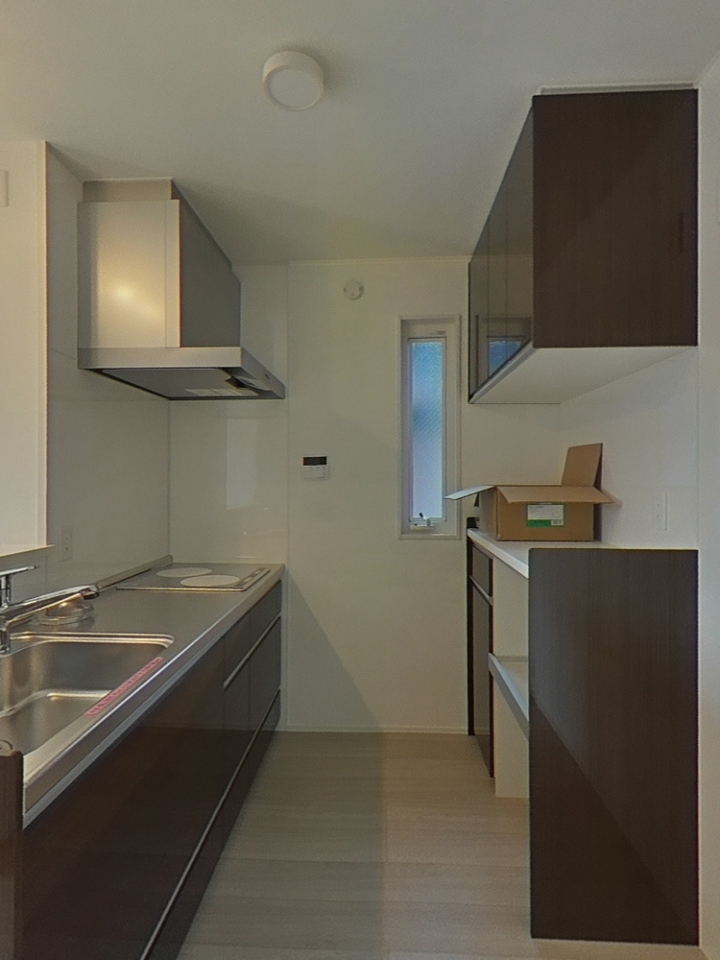 ルリアン縁のキッチン