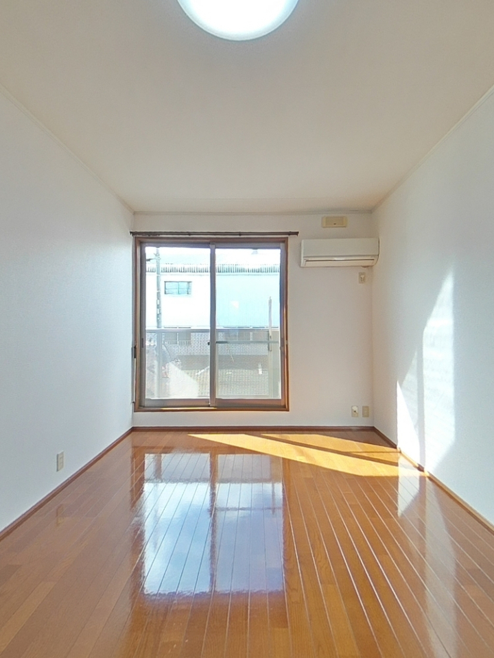 レトアRainBow　Bのリビング