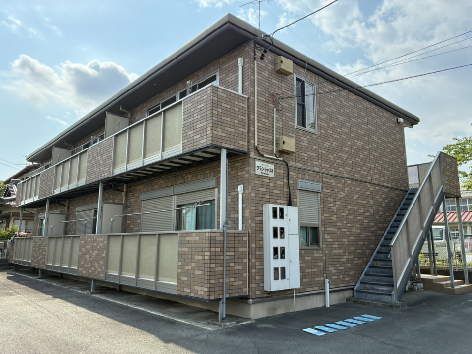 グランシャリオ 201号室の外観