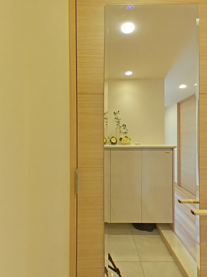 プレミアムタワー静岡の玄関