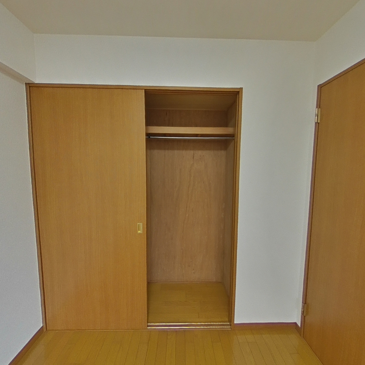 パルク長伏の収納