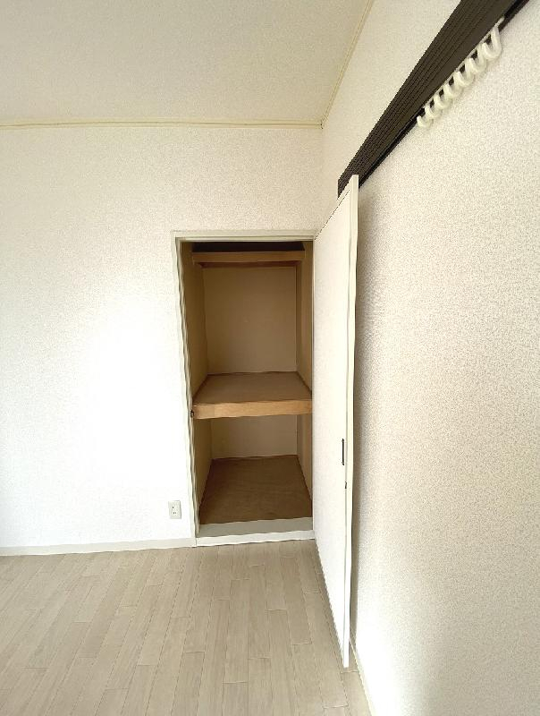 フローラル南町の収納