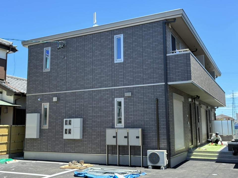 La Beluce 中島 102号室の外観