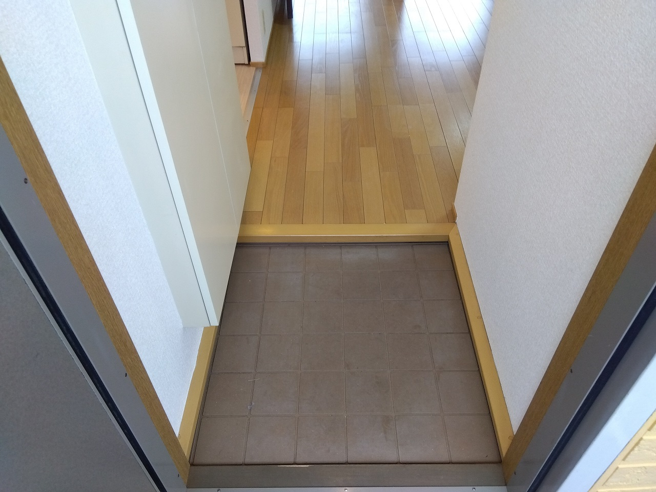 エミールAの玄関